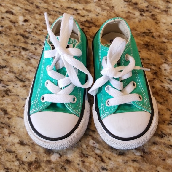 green baby converse